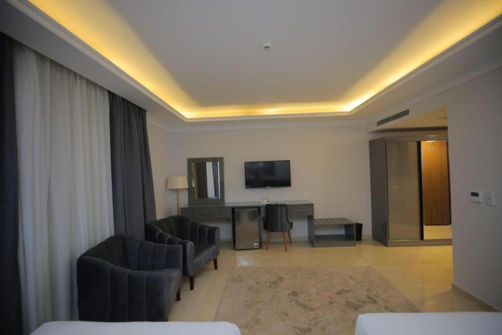 Hotel Grand Plaza Sheikh Zayed Kafr Abu 'umaydah Exterior foto